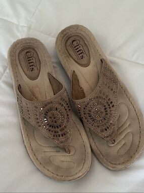 Cliffs by WHITE MOUNTAIN Stone Ciena Cushioned Sandals